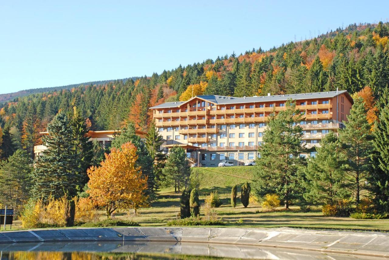 Hotel Partizán Tale Exterior foto